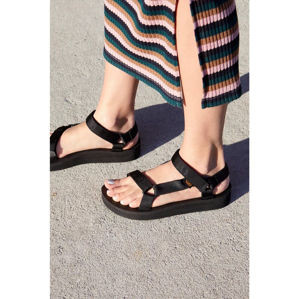 TEVA Women's Original Universal Sandals in Black Size 6